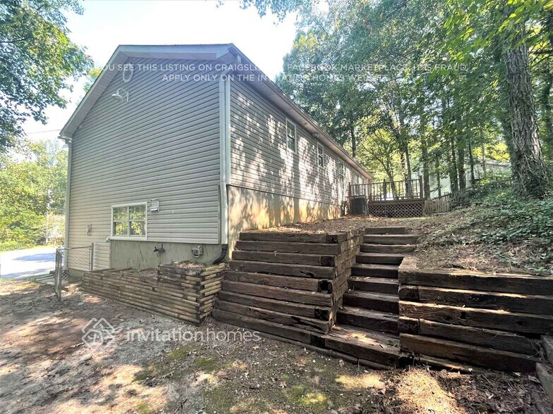 Building Photo - 3010 Mill Ct