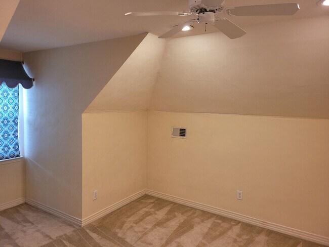 Building Photo - THREE SHIPS LANDING - Four Bedroom Condo