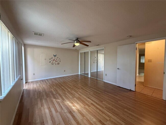 Building Photo - 6218 Missouri Ave