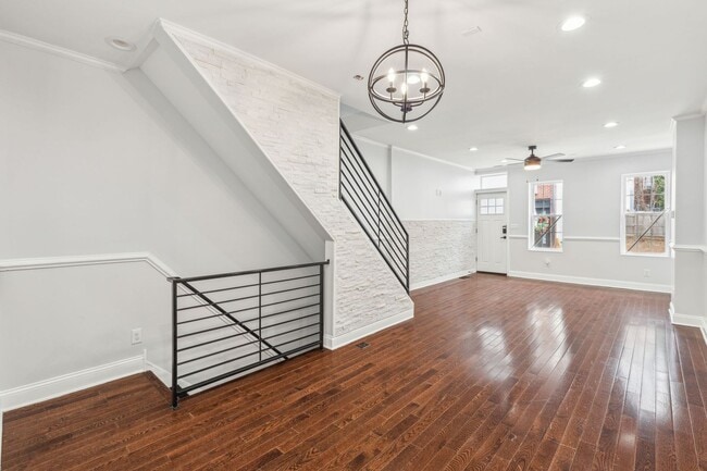Building Photo - Newly Renovated Single Family Brewerytown