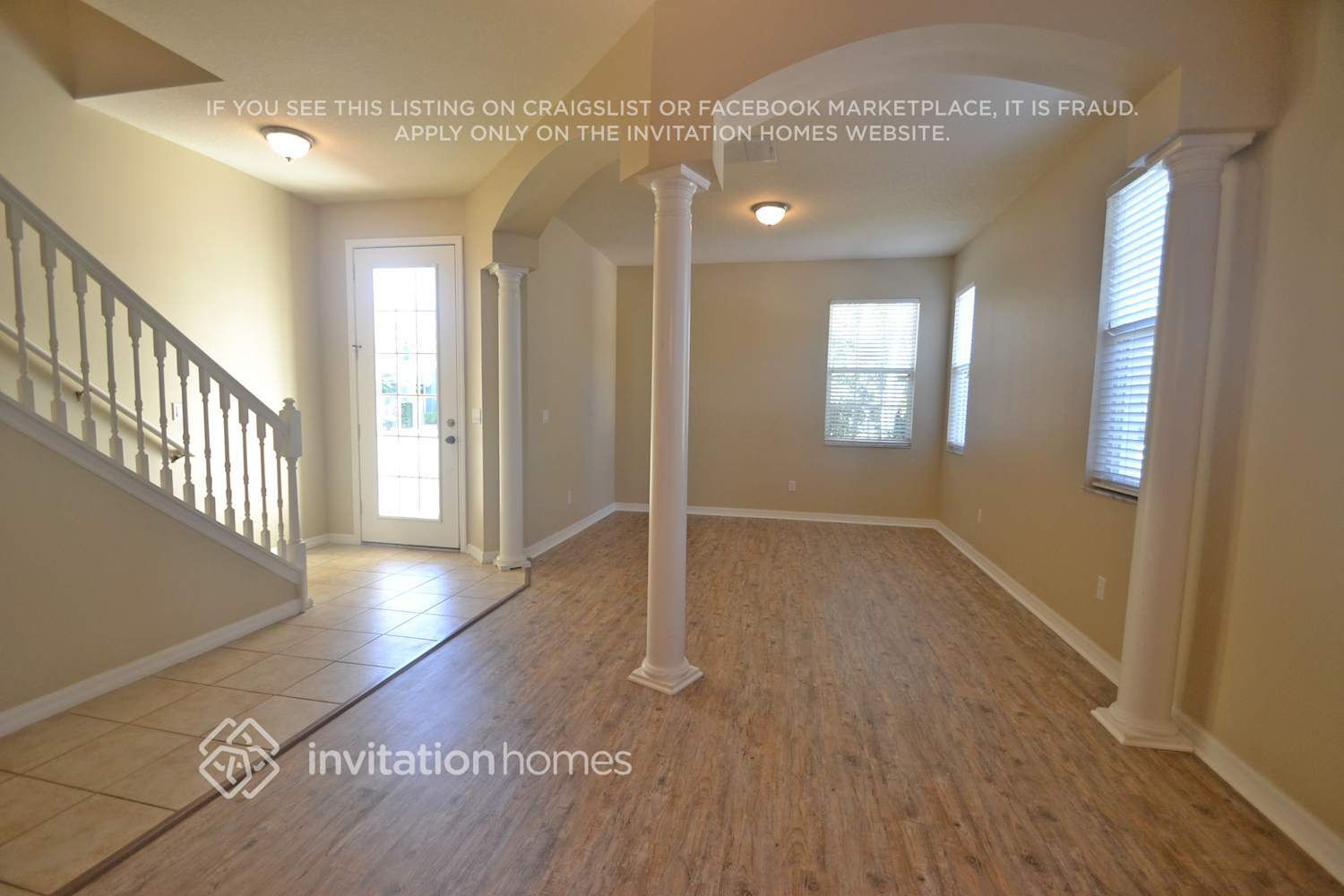 Building Photo - 4945 River Gem Ave