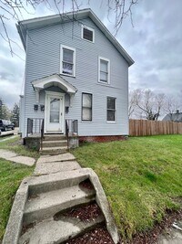 Building Photo - 2422 New Haven Ave