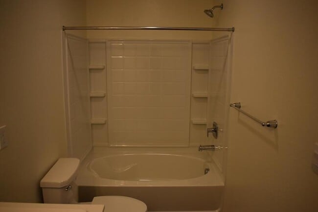 Building Photo - 1316 Eagle St