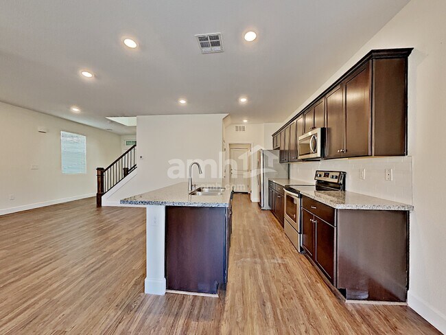Building Photo - 8133 Inhibition Ct