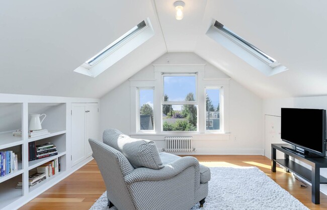 Building Photo - 5Bd/3.5Ba Seattle House