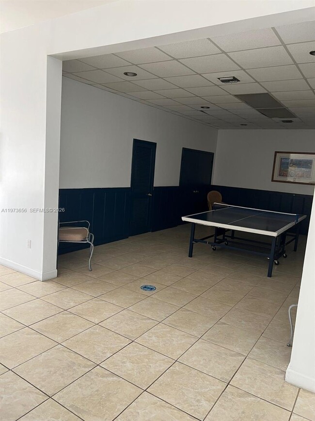 Building Photo - 202 NE 211th Terrace