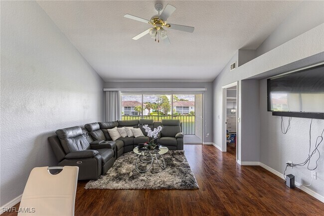 Building Photo - 420 Belina Dr