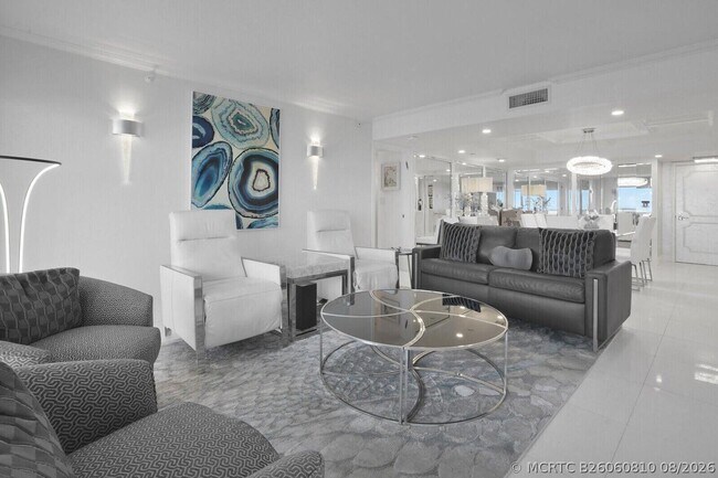 Building Photo - 4101 N Ocean Blvd