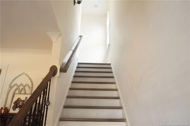 Building Photo - 486 Falls Creek Dr