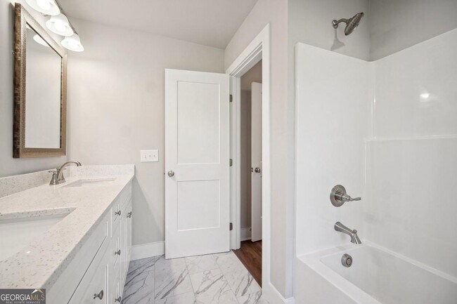 Building Photo - 6405 Crystal Cove Trail