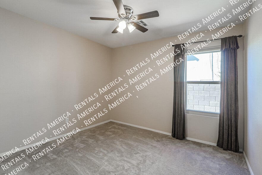 Building Photo - 10464 E Jan Cir