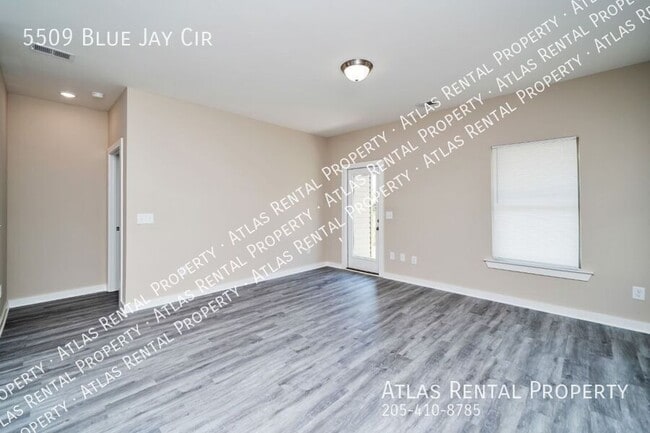 Building Photo - 5509 Blue Jay Cir