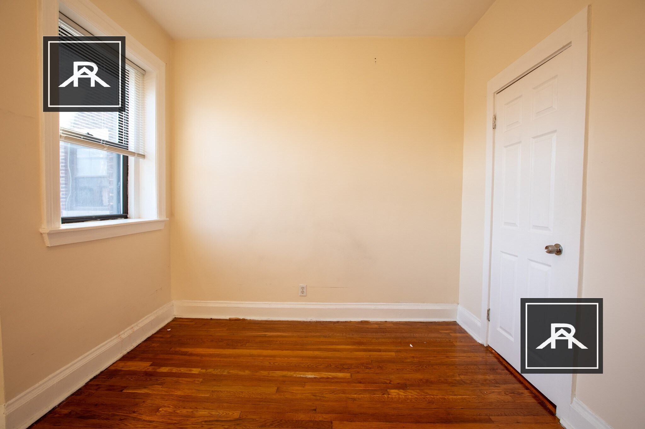 Building Photo - 1218 Commonwealth Ave