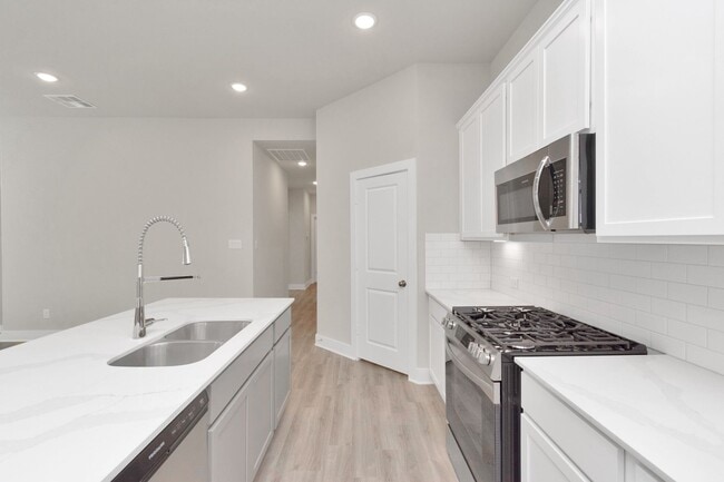 Building Photo - 7322 Coconut Bay Dr