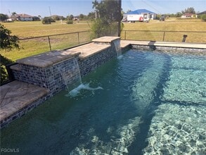 Building Photo - 4204 NW 39th St