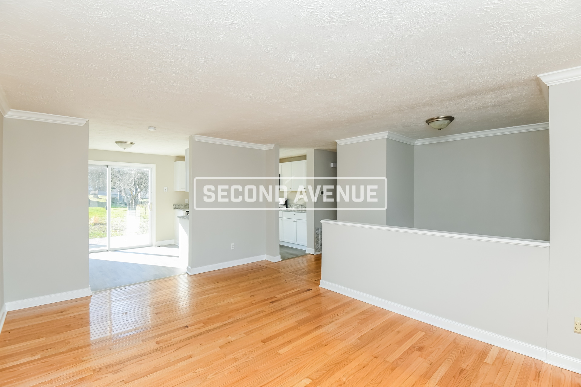 Building Photo - 402 Lehigh Dr