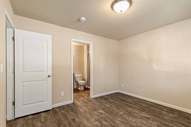 Building Photo - 2235 Sopris Cir