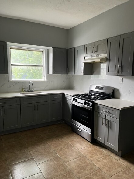 Primary Photo - 30 Mt Vernon Ave