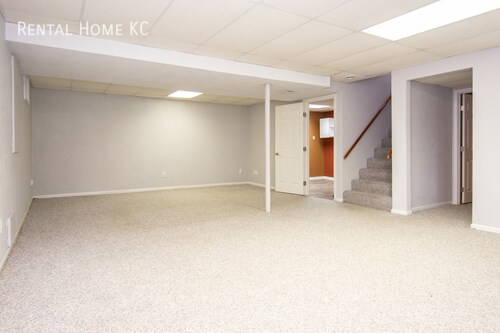Building Photo - 10509 Ballentine-