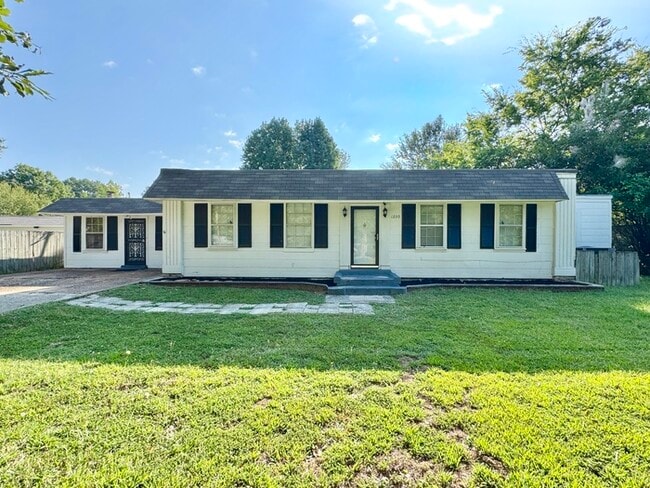 Primary Photo - 1230 Garden Rd