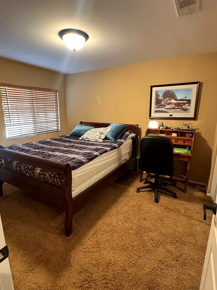 Building Photo - 16728 Tim Ln