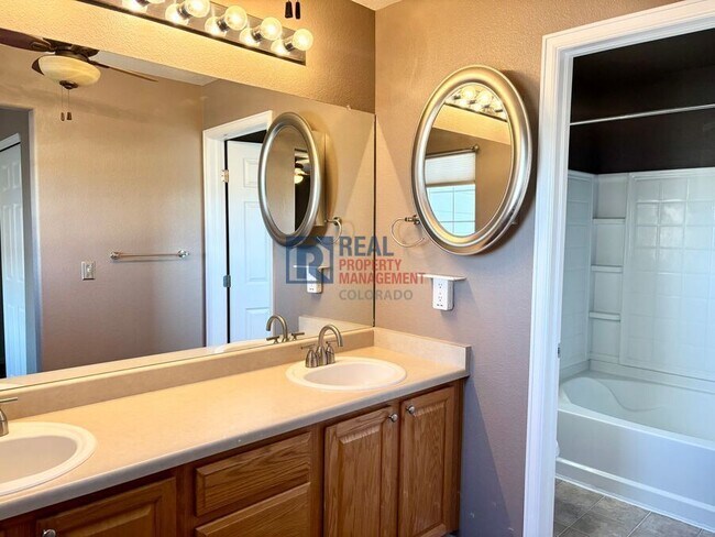 Building Photo - 43 Lovington St