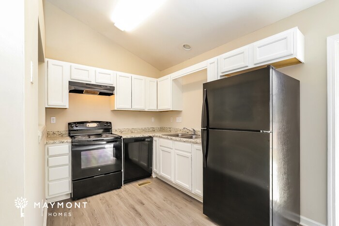 Building Photo - 345 Wingo St