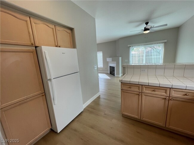 Building Photo - 8463 Antique Cameo Ave