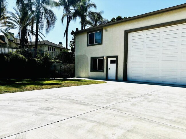 Building Photo - 16875 Orangecrest Ct