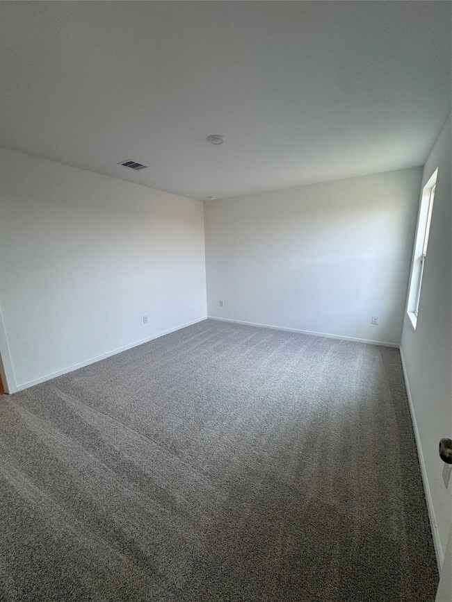 Building Photo - 6123 Sunburst Scarlet St