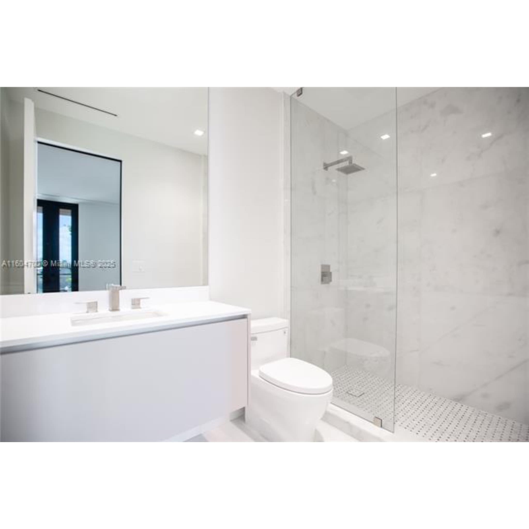 Building Photo - 345 W 46th St