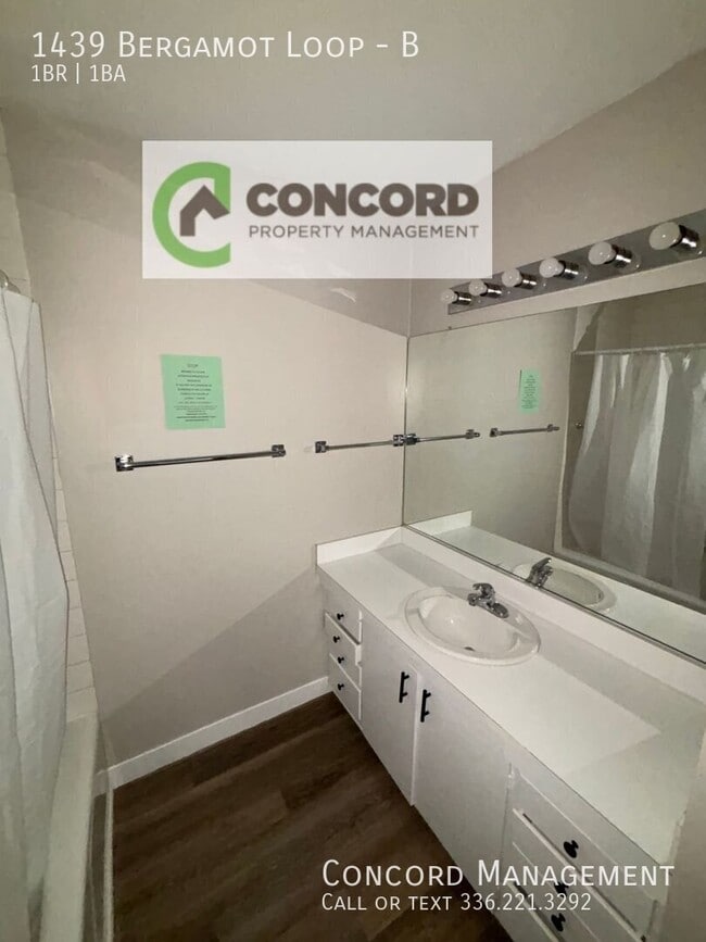 Building Photo - 1439 Bergamot Loop