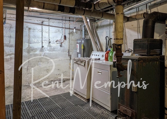 Building Photo - 1687 Tutwiler Ave