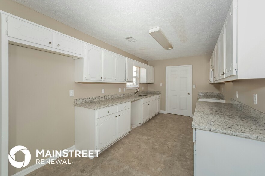 Building Photo - 69 Willow Ridge Dr