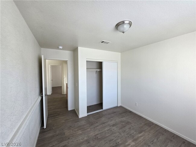Building Photo - 8829 Cornwall Glen Ave