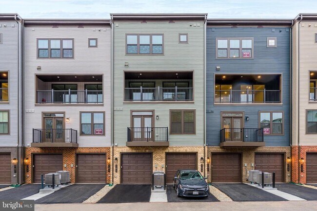 Building Photo - 21815 Express Ter