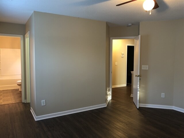 Building Photo - 2665 Pebble Meadow Ln