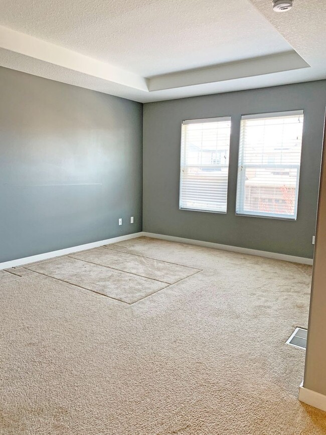 Building Photo - Close to Hi-Tech! 4bedroom near Quatma are...