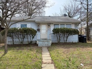 Building Photo - One Bed One Bath in the Heart of Fredericksburg