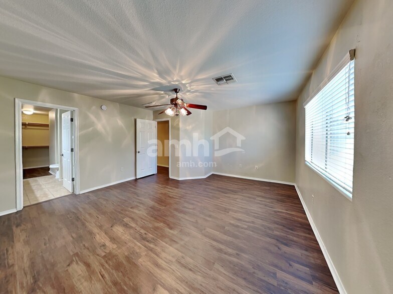 Building Photo - 6436 E Sage Stone St