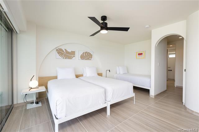 Building Photo - 2161 Kalia Rd