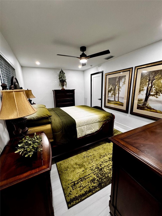 Building Photo - 4101 NW 10th St