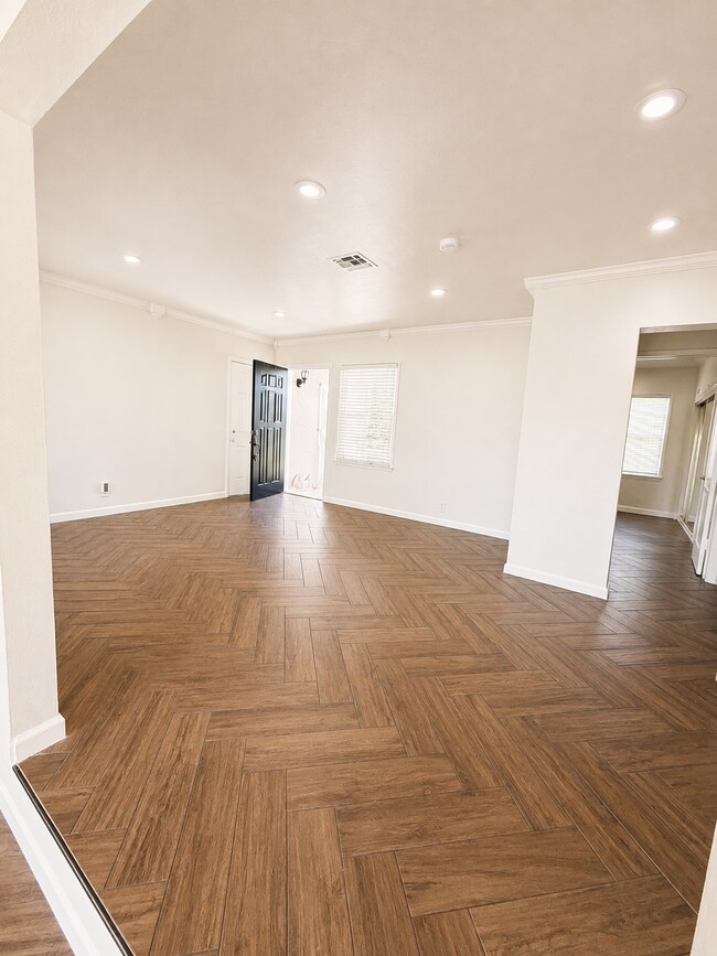 Building Photo - EV Charging Station.  Solar savings. Beautifully Updated Home with Designer Flooring, Upgraded Ki...