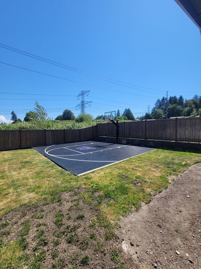 Building Photo - Elegant 4 Bedroom Home In Auburn