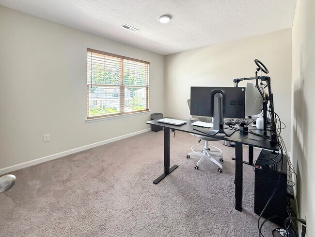 Building Photo - Newer Construction 4 bedroom available for...
