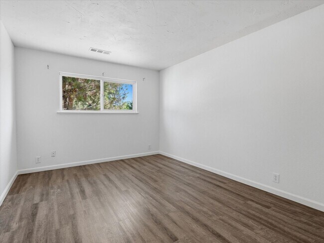 Building Photo - 4 Bedroom Home for Rent in Sanger | Sierra Views | 2,140± Sq. Ft. | Lawn Care Included