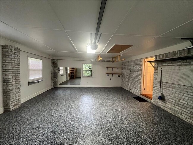 Building Photo - 2301 Echo Hills Cir NE