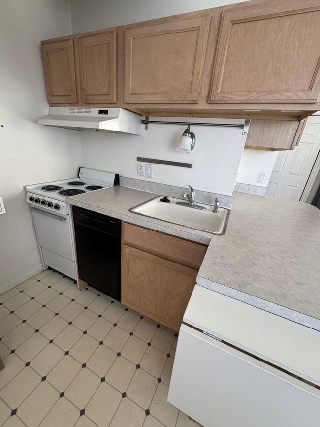 Building Photo - Beautiful studio apartment for rent in Dra...