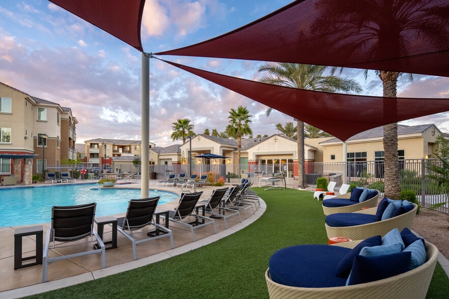 Primary Photo - Volta on Broadway