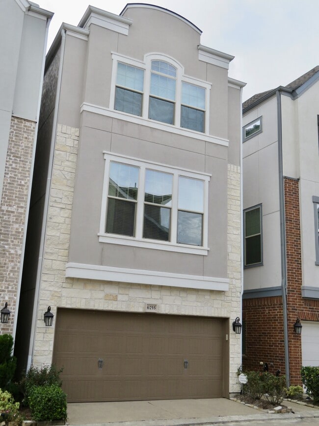 Building Photo - 6755 Highclere Manor Ln